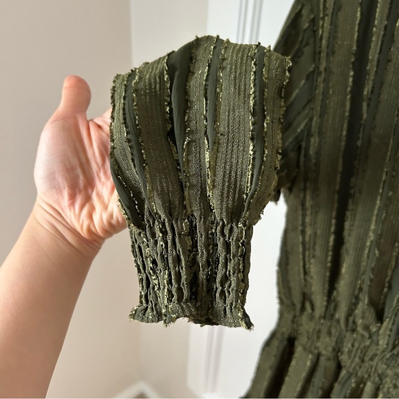 NSR Olive Green Ruffle Tiered Long Sleeve Mini Dress Medium M Textured Blouson - Picture 6 of 10